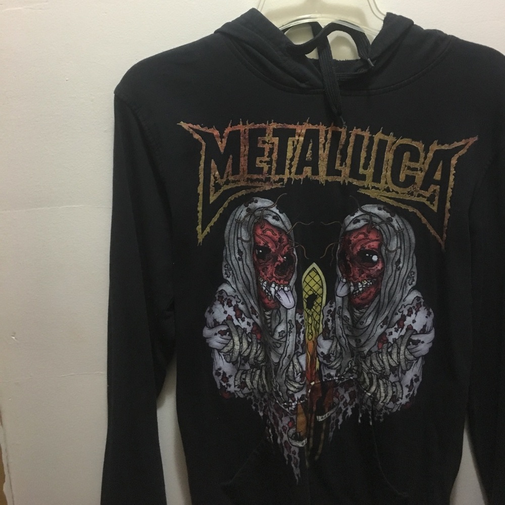 Metallica sweater